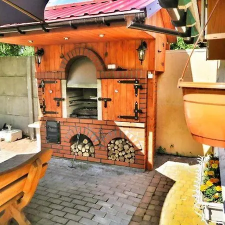Home, Ostrowiec Slawienski *