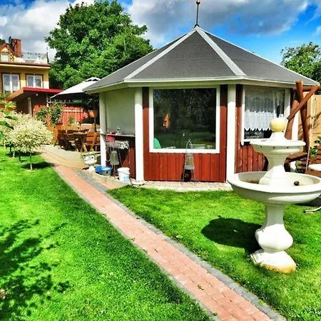 Сasa de vacaciones Home, Ostrowiec Slawienski *